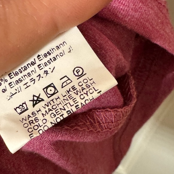 Emery Rose Casual Tank - Picture 7 of 8